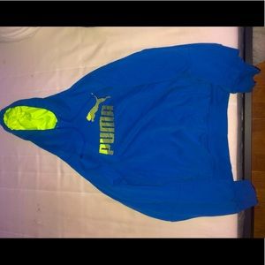 Great condition, no holes or stains, perfect for winter weather coming up